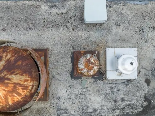 Commercial Roof in poor condition