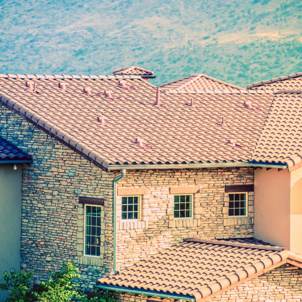 Image of slate roof on a Spanish home