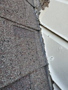 DFW roof inspection checklist damaged shingles and flashing